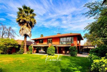 Casa en  Vitacura, Provincia De Santiago