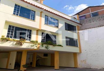 Casa en  San Fernando, Cochapamba, Quito