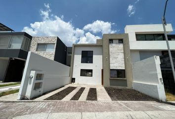 Casa en fraccionamiento en  Calle 14 209, La Condesa, Santiago De Querétaro, Querétaro, 76125, Mex