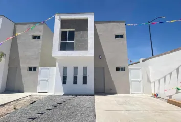 Casa en fraccionamiento en  Avenida Juan Agustin Espinoza 330, Torreón, Coahuila De Zaragoza, 27054, Mex