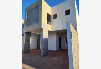 Casa en fraccionamiento en  Circuito Santa Isabel, Torreón, Coahuila De Zaragoza, 27054, Mex