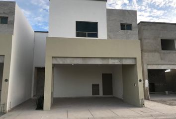 Casa en fraccionamiento en  27404, Torreón, Coahuila De Zaragoza, Mex