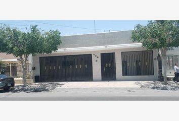 Casa en  Boulevard Constitucion 196, Ampliación Los Ángeles, Torreón, Coahuila De Zaragoza, 27148, Mex