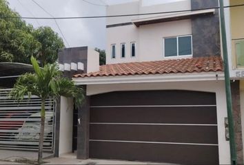 Casa en  Cerrada Cordillera Domeyco O 442, Villa Bonita, Culiacán Rosales, Culiacán, Sinaloa, 80199, Mex