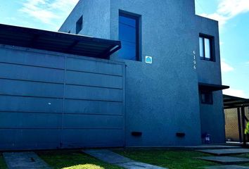 Casa en  Calle El Quebracho, Los Muchachos-la Alborada, Rosario, Santa Fe, Arg