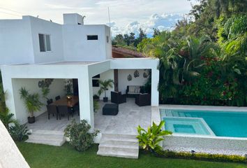 Casa en  Lomas De Jiutepec, Jiutepec, Morelos