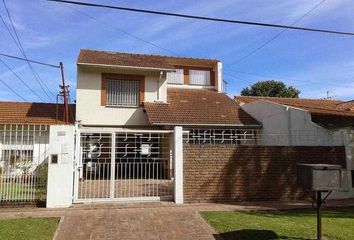 Casa en  Jose Marmol, Partido De Almirante Brown