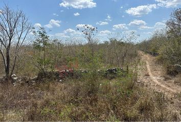 Lote de Terreno en  Tixpéhual, Yucatán