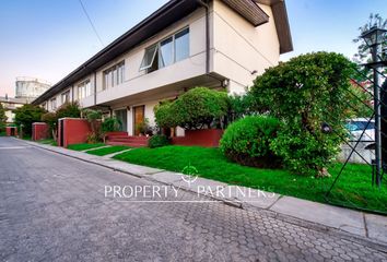 Casa en  Vitacura, Provincia De Santiago