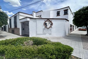 Casa en  Altos Del Cimatario, Municipio De Querétaro