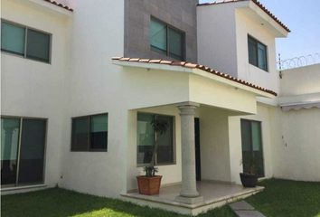 Casa en  Burgos, Temixco, Temixco, Morelos