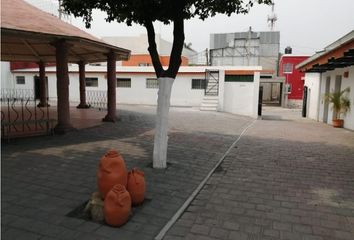 PLAZA COMERCIAL EN EL CENTRO DE JOJUTLA