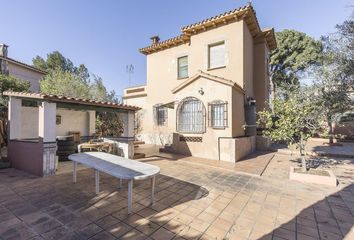 Chalet en  Sant Boi De Llobregat, Barcelona Provincia