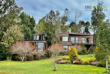 Casa en  Puerto Varas, Llanquihue