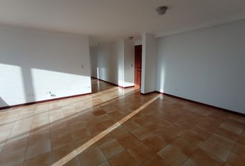 Apartamento en  Los Alamos, Pereira