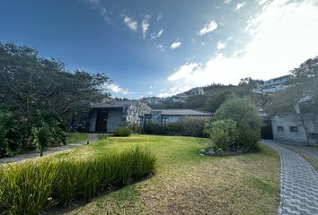 Casa en  Tumbaco, Quito