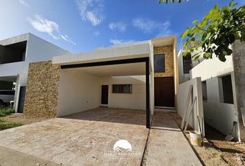 Casa en condominio en  97346, Conkal, Yucatán, Mex