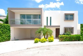 Casa en  Carretera Mérida - Tekik De Regil 60-68, Tekik De Regil, Timucuy, Yucatán, 97377, Mex