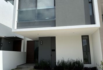 Casa en condominio en  Calle Las Galeanas, San Agustín, Tlajomulco De Zúñiga, Jalisco, 45645, Mex