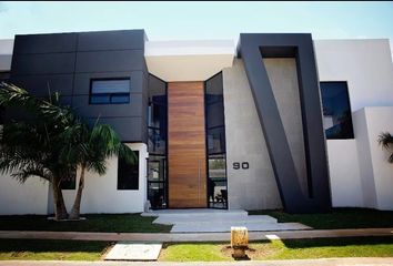 Casa en condominio en  Avenida Paseo Del Jaguar, Mérida, Yucatán, Mex