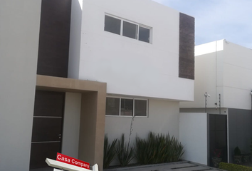 Casa en  Calle Mil Cumbres, Cumbres Del Cimatario, Huimilpan, Querétaro, 76973, Mex