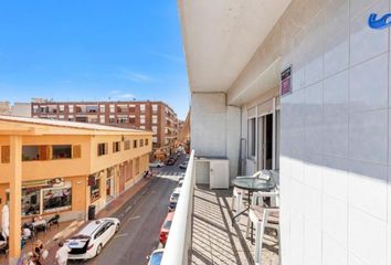 Apartamento en  Distrito 2 - Urbanizaciones - Los Naúfragos, Torrevieja