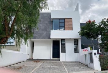 Casa en condominio en  Boulevard Paseo Del Condado, Real Del Bosque, Corregidora, Querétaro, 76922, Mex