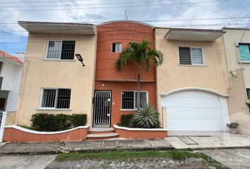 Casa en  Luis Echeverria Álvarez, Boca Del Río