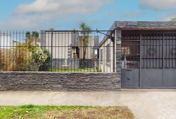 Casa en  Tolosa, Partido De La Plata