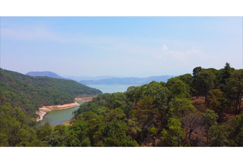 Lote de Terreno en  Avándaro, Valle De Bravo