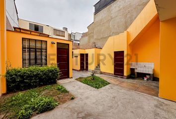 Casa en  Pueblo Libre, Lima