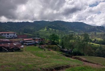 Villa-Quinta en  Monserrate Casas, Santa Rosa De Cabal