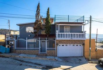 Casa en  Calle Profesor Francisco Ramírez, Maestros, Ensenada, Baja California, 22850, Mex