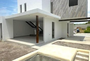 Casa en  Club De Golf Santa Fe, Xochitepec, Morelos