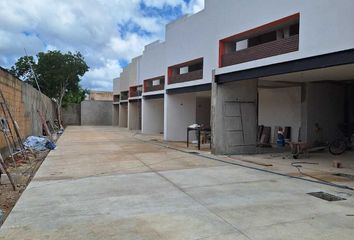 Casa en condominio en  X Canatún, Mérida, Yucatán, Mex