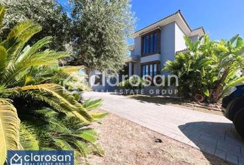 Chalet en  Alhaurin De La Torre, Málaga Provincia