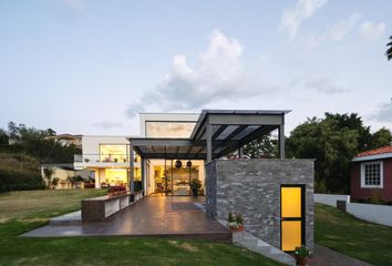 Casa en  Cumbayá, Quito