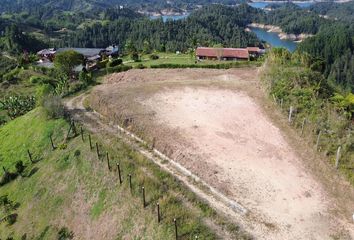 Lote de Terreno en  El Peñol, Antioquia