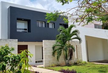 Casa en  Calle Aruba, Lagos Del Sol, Benito Juárez, Quintana Roo, 77567, Mex