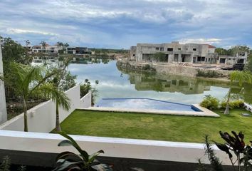 Casa en  Calle Antillas, Lagos Del Sol, Benito Juárez, Quintana Roo, 77567, Mex