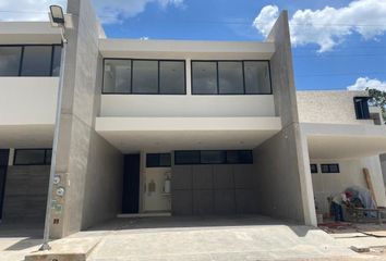 Casa en  Calle 33 12, Nueva Alemán, Mérida, Yucatán, 97147, Mex