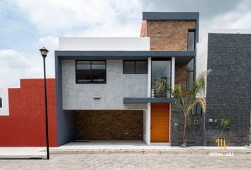 Casa en  Cholula De Rivadabia Centro, San Pedro Cholula