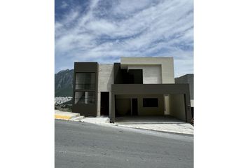 Casa en  Loma Bonita, Monterrey