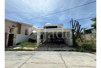 Casa en  Calle Argentina 18, Lomas De Las Flores, San Francisco De Campeche, Campeche, 24060, Mex