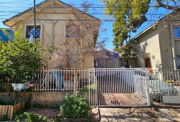 Casa en  Peñalolén, Provincia De Santiago