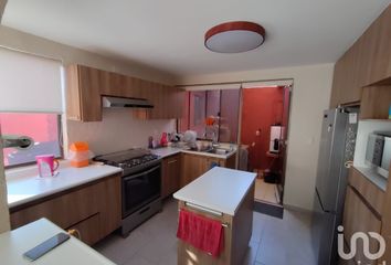 Casa en  Privada Alhambra, La Alhambra, Santiago De Querétaro, Querétaro, 76074, Mex