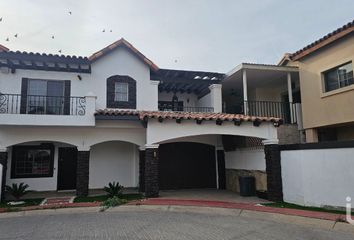 Casa en  Privada Belluno 3600-3606, Toscana, Mexicali, Baja California, 21378, Mex