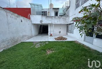 Casa en  Privada 10 Oriente 801, Resurgimiento Cd. Nte, Heroica Puebla De Zaragoza, Puebla, 72373, Mex