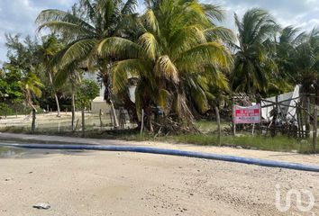 Lote de Terreno en  Calle Abasolo, Holbox, Lázaro Cárdenas, Quintana Roo, 77310, Mex