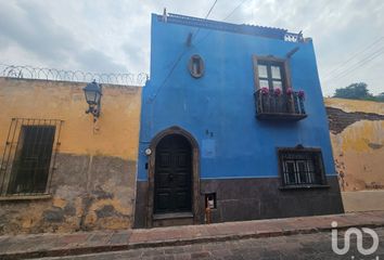 Casa en  Avenida Ignacio Zaragoza 91, Barrio La Cruz, Santiago De Querétaro, Querétaro, 76000, Mex